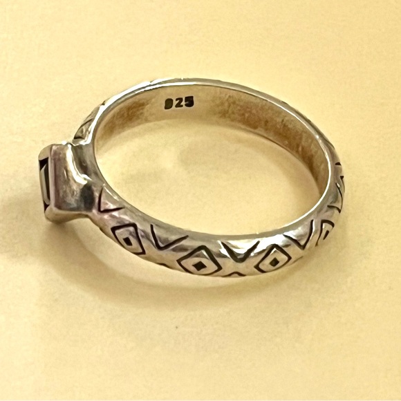 🌀Brighton 🎉rare vintage🎉 • silver abstract triangle ring with purple stone - Picture 8 of 13